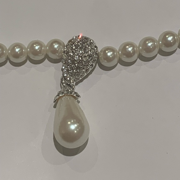 GORGEOUS VINTAGE VENDOME/CORO SET - Picture 2 of 10